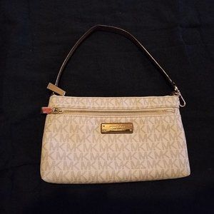 Small Micheal Kors Bag